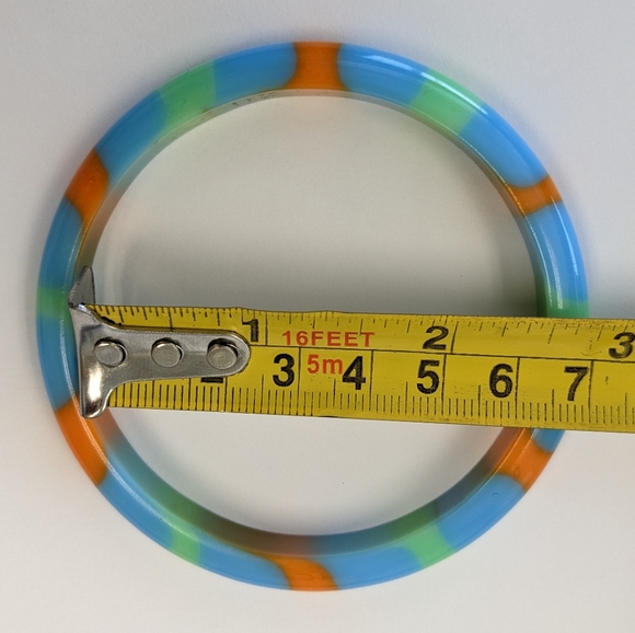 EVC LUCITE BANGLE BRACELET - Picture 9 of 10